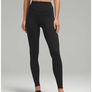 Lululemon Wunder Under SmoothCover in black 28” size 12, EUC